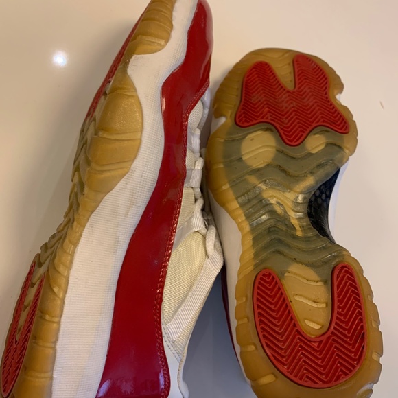 Original 2002 Jordan 11 Cherry Low Tops in 9.5 - Picture 5 of 5